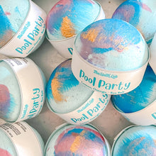 Load image into Gallery viewer, POOL PARTY BATH BOMB