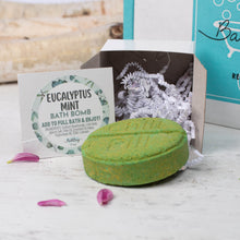 Load image into Gallery viewer, EUCALYPTUS MINT BATH BOMB